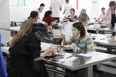 如約而來,探校進(jìn)行中,深度感受珠海一職校園開放日 --2023職教活動周系列報(bào)道四